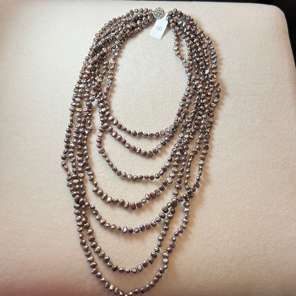No.8 multilayer tan freshwater pearl necklace